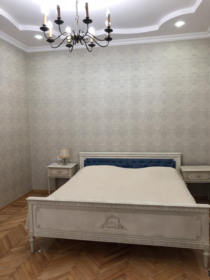 Guest House Tasunia Kutaisi Eksteriør billede